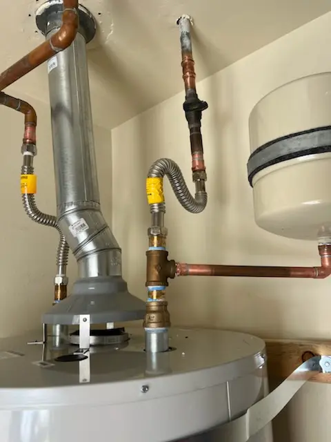 Water heater installation and plumbing repair in Centerport